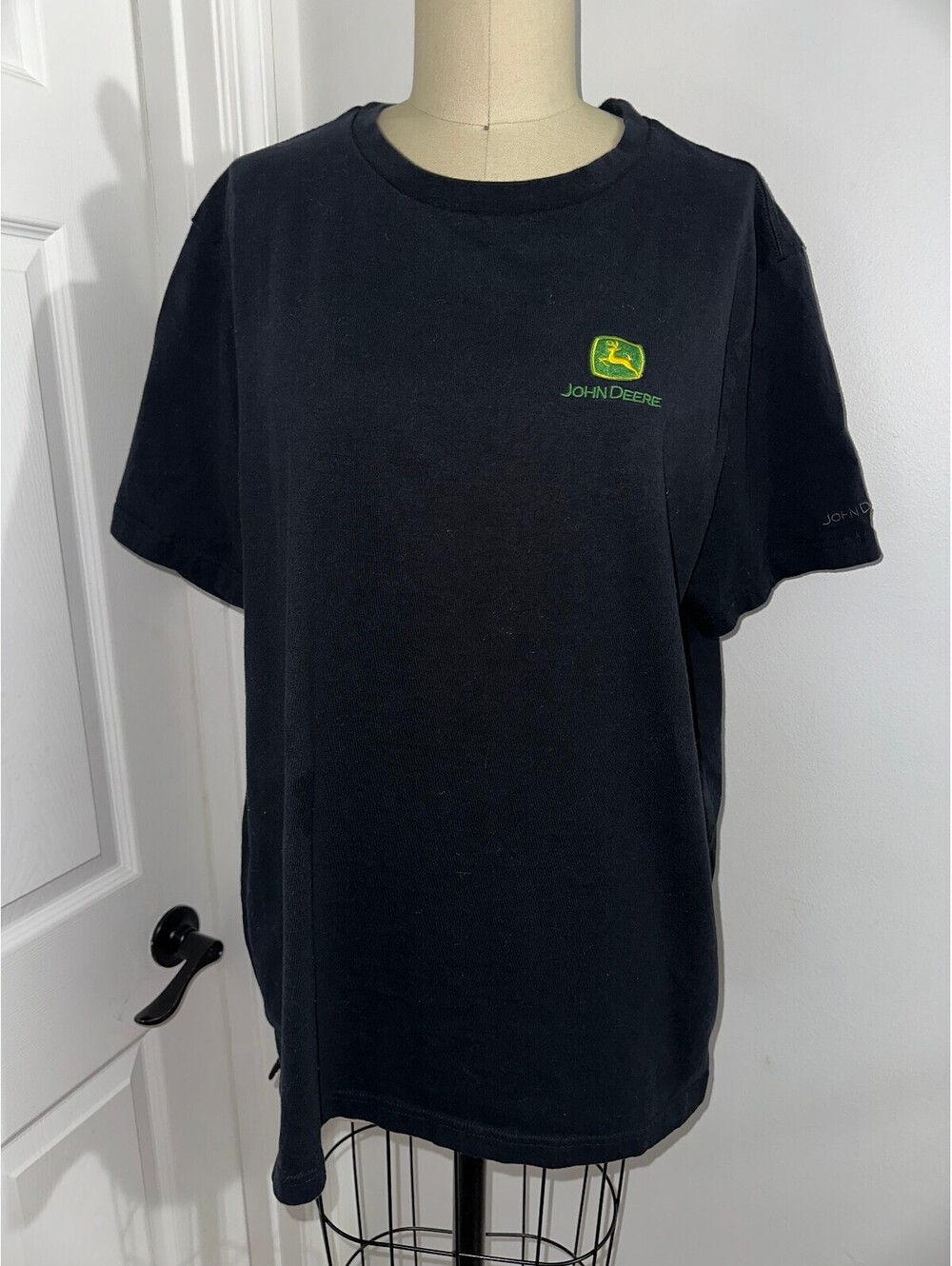 John Deere Black T-Shirt XL Green Logo Tee Tractor Farm